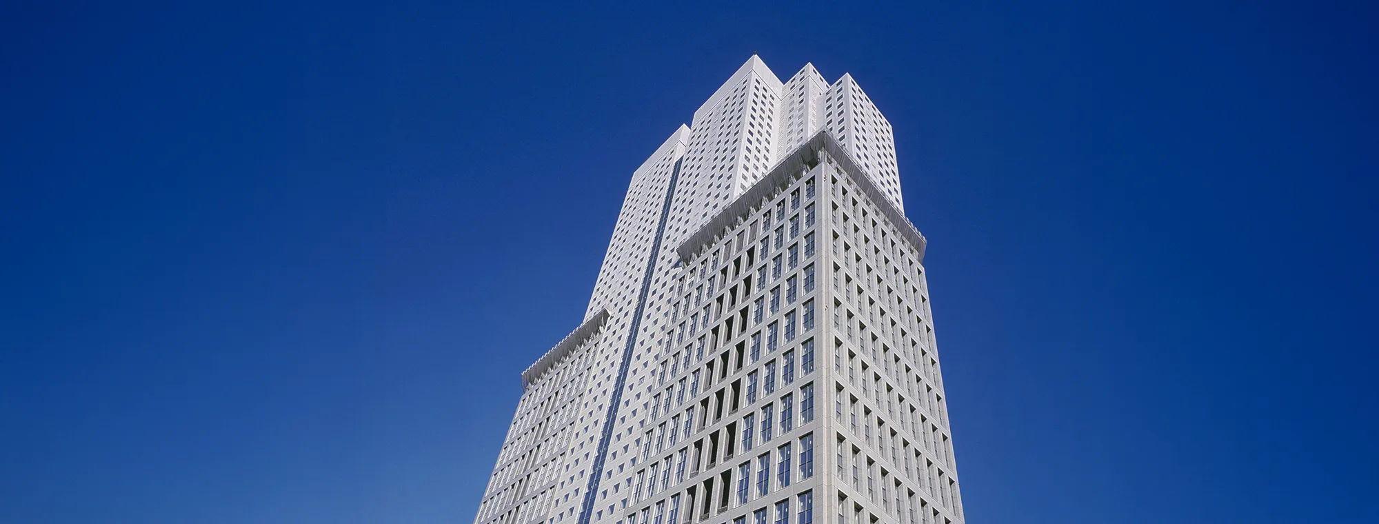 山王パークタワー